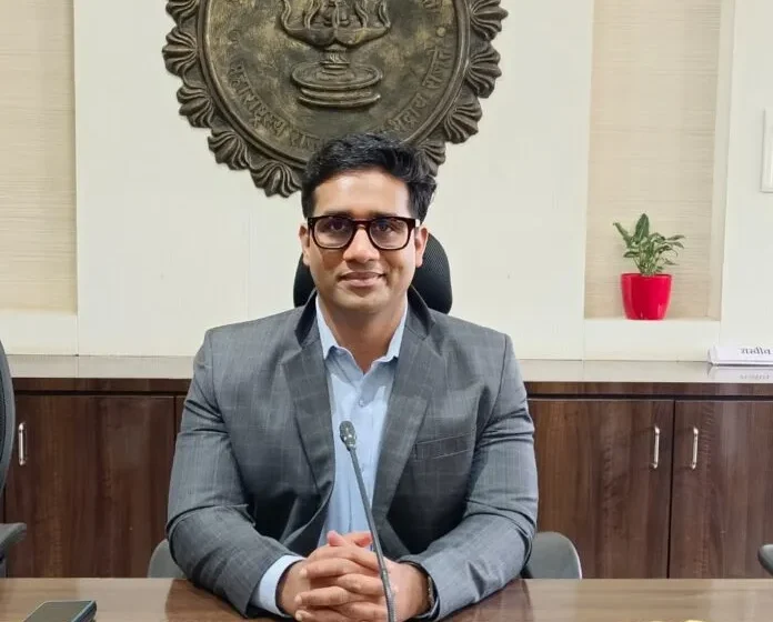  वातावरणातील वाढत्या तापमानामुळे नागरिकांनी काळजी घ्यावी– जिल्हाधिकारी एम देवेंदर सिंह