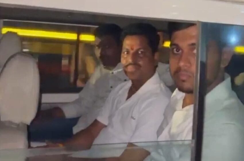  बारसू – सोलगाव रिफायनरी विरोधी नेते अशोक वालम यांना अटक