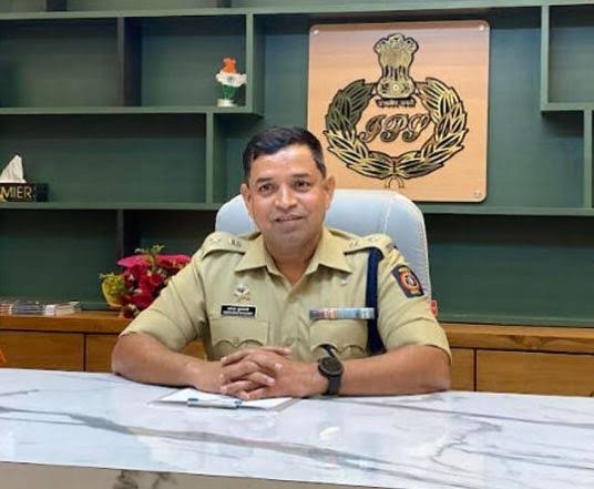 पावसाळ्याचा आनंद घ्या पण स्वतास्ह दुसऱ्यांची सुरक्षितता सांभाळा : धनंजय कुलकर्णी