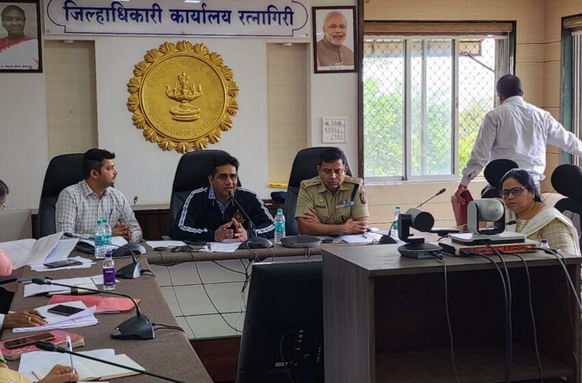 दरड प्रवण गावांवर लक्ष द्या –जिल्हाधिकारी एम. देवेंदर सिंह