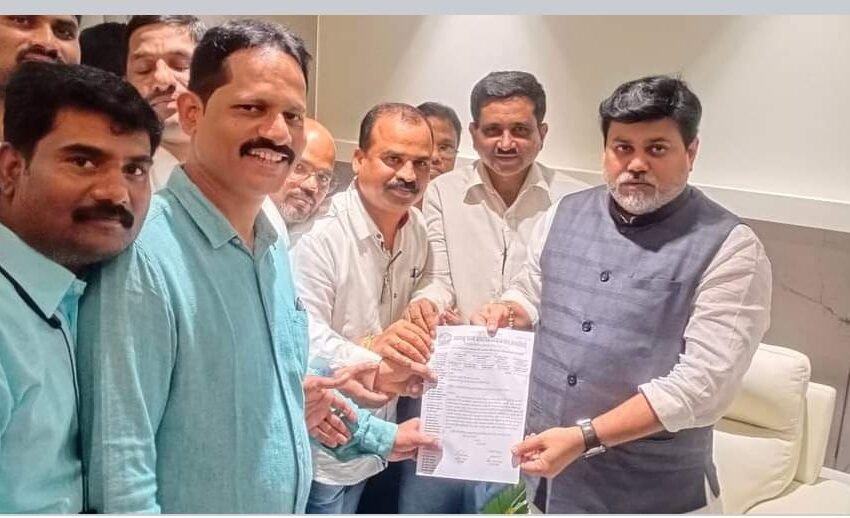 प्राथमिक शिक्षकाना बी.एल.ओ. कामातून वगळण्याची शिक्षक संघटनांची मागणी