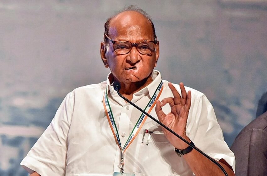 रत्नागिरीत कार्यकर्ते शरद पवारांसोबत
