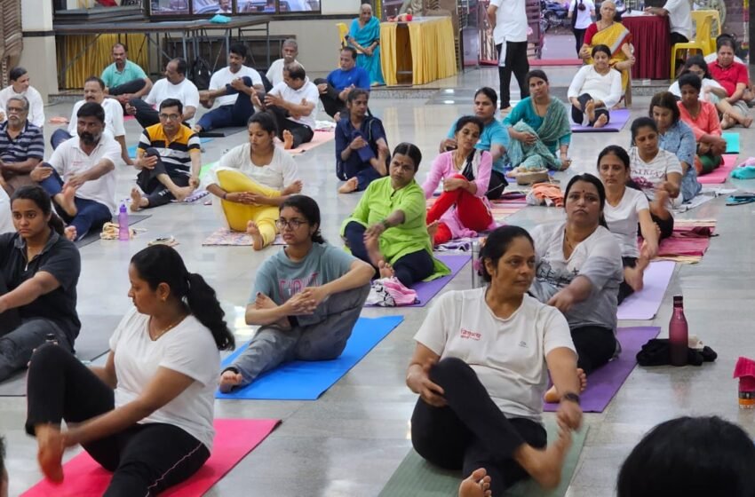  रत्नागिरीत मराठा मंडळातर्फे मोफत योग शिबीर संपन्न