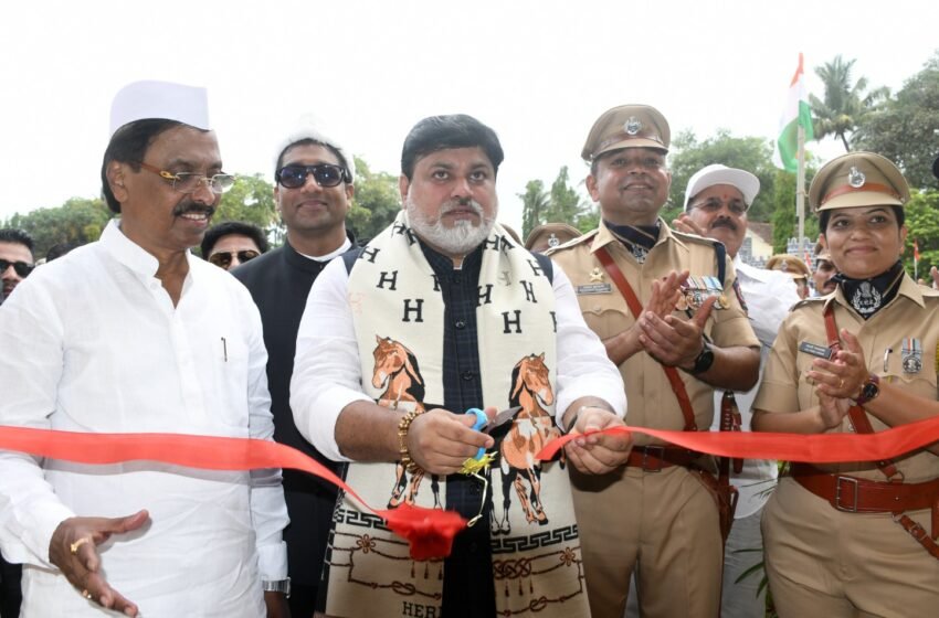  पोलीस नियंत्रण कक्ष आणि सायबर पोलीस ठाणेनुतन इमारतीचे पालकमंत्र्यांच्या हस्ते लोकार्पण