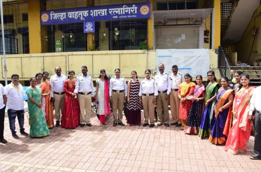  रत्नागिरी तालुका भंडारी समाज महिला मंडळ यांच्या वतीने रक्षाबंधनाचा कार्यक्रम मोठ्या उत्साहात साजरा