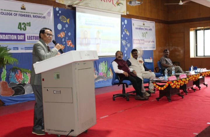 नोकऱ्या निर्माण करणारे विद्यार्थी मत्स्य महाविद्यालय घडवेल