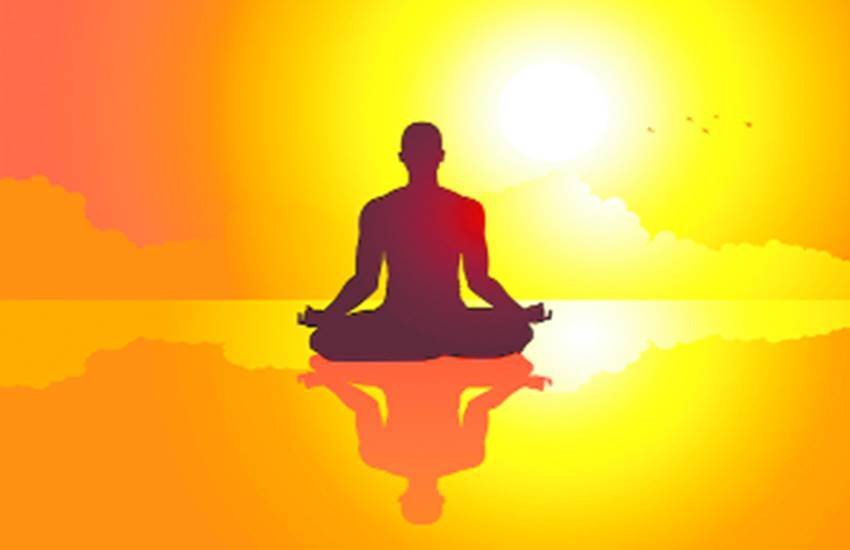 मराठा मंडळातर्फे मोफत योग शिबिराचे आयोजन