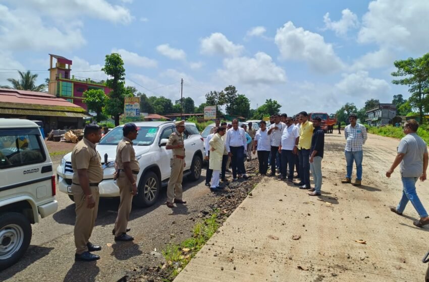  आगामी गणेशोत्सवाच्या पार्श्वभूमीवर रत्नागिरी सिंधुदुर्गचे खासदार विनायक राऊत यांनी केली वाकेड लांजा ते संगमेश्वर दरम्यान महामार्गाची पाहणी….
