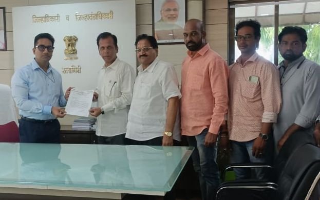 एम आय डी सी तील दुर्गंधी कडे प्रदूषण नियंत्रण मंडळाचे दुर्लक्ष : हारीस शेकासन