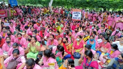 आशा व गटप्रवर्तक महिला उद्यापासून बेमुदत संपावर