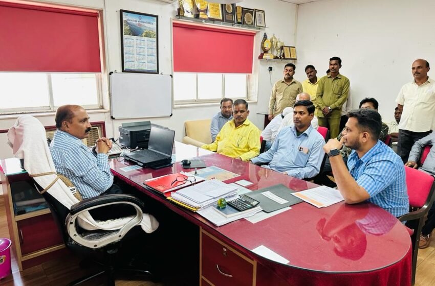 रत्नागिरी रेल्वे स्थानक परिसरात प्रवाश्यांच्या सोयीसाठी शेअर रिक्षा थांबा व्हावा, मनसेची मागणी
