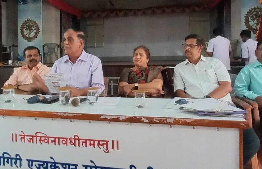 अमृत महोत्सवानिमित्त शिर्के प्रशालेत भव्य समारंभाचे आयोजन
