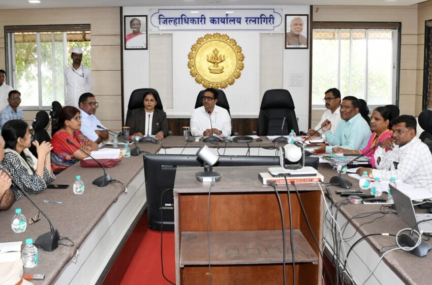 सर्व विभागांच्या महिलाविषयक योजनांचे एकत्रिकरण करा : जिल्हाधिकारी एम.देवेंदर सिंह