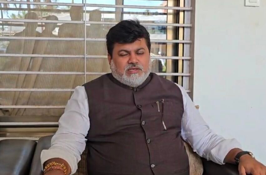 जागतिक महिला दिनानिमित्त महिला व मुलींसाठी6 ठिकाणी मोफत आरोग्य तपासणी व उपचार शिबीर