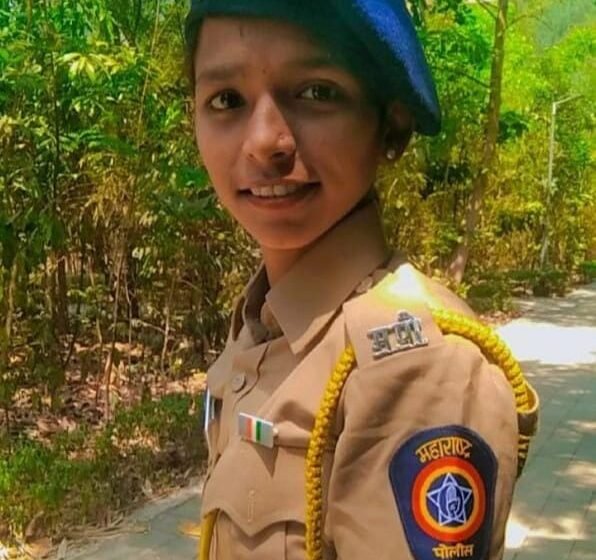 किरबेट येथील रूपाली गोसावी झाली मुंबई पोलीस