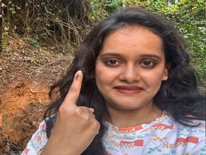 रत्नागिरीची सूनबाई खास मतदानासाठी अमेरिकेतून आल्या भारतात