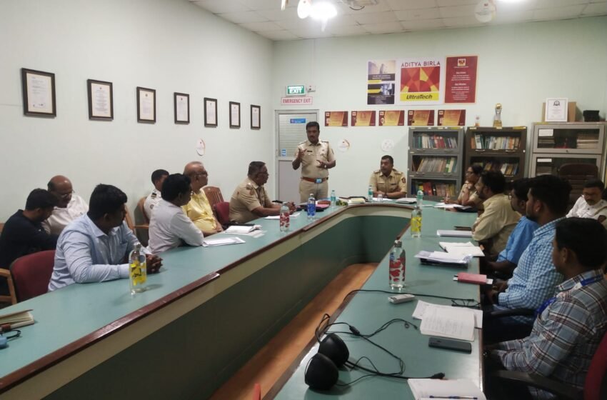 सार्वजनिक ठिकाणी मद्य प्राशन; दोघांविरुद्ध गुन्हा
