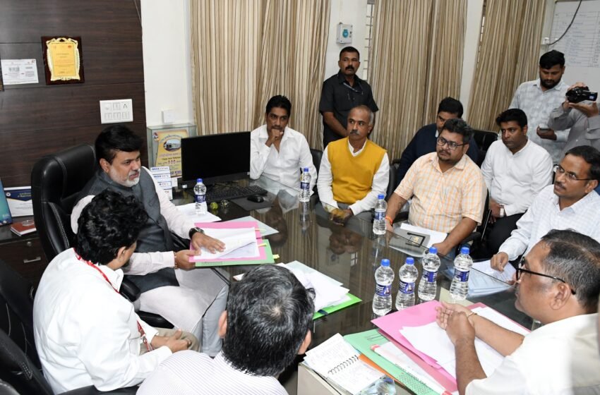 शासकीय वैद्यकीय महाविद्यालयामुळे जिल्हा रुग्णालयाला मिळाले 30 डॉक्टर्स