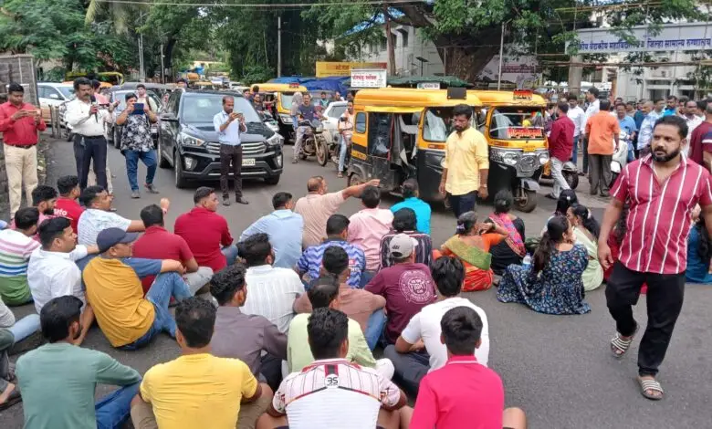  संतप्त जमावाने रत्नागिरी शहरातील वाहतूक रोखली