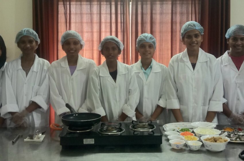 फिश पॉकेट’ या खमंग आणि रुचकर अशा नावीन्यपूर्ण खाद्य पदार्थाची निर्मिती