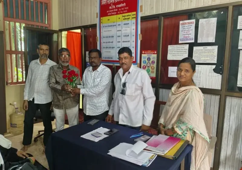  मजगांव तंटामुक्त अध्यक्ष पदी सलग बाराव्यांदा बरकतअली मुकादम यांची बिनविरोध निवड