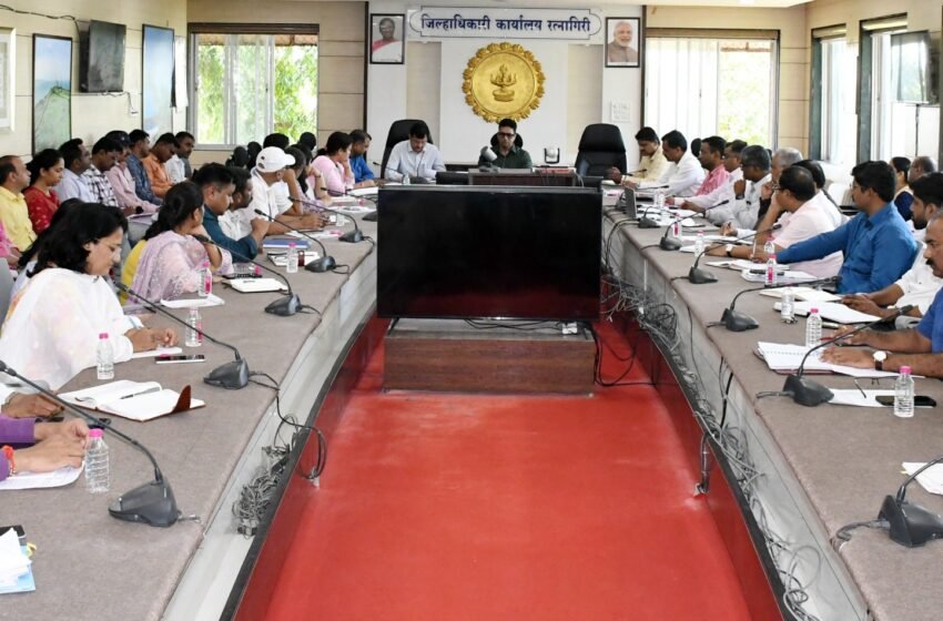 सागरकिनारे स्वच्छता उपक्रमात नागरिकांनी सहभागी व्हावे: जिल्हाधिकारी एम देवेंदर सिंह