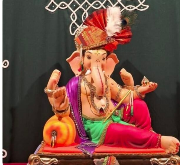 एक दोन तीन चार गणपतीचा जयजयकार…