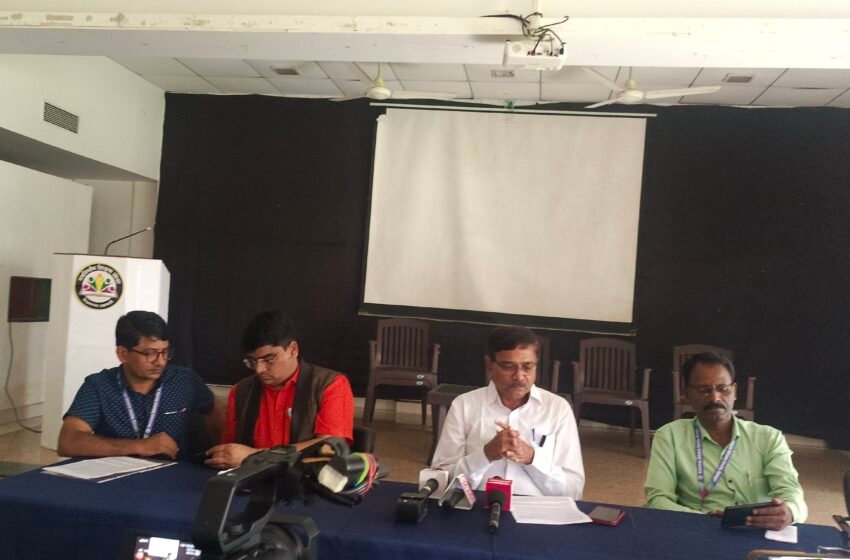 नवनिर्माण गौरव पुरस्कार जाहीर, सामाजिक क्षेत्राचा पुरस्कार जलयोद्धा अनिकेत लोहिया तर वैज्ञानिक क्षेत्राचा शिवाजी माने यांना
