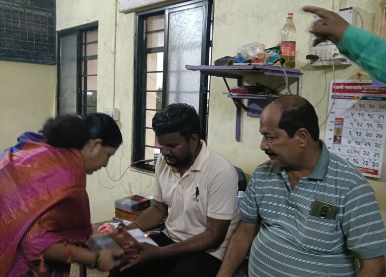 वीज कर्मचारी यांच्या कामाप्रति अशीही संवेदनशीलता
