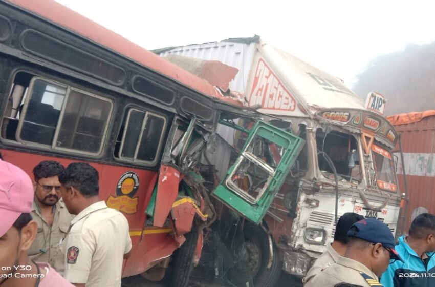 चिपळूणच्या परशुराम घाटात चार वाहनांचा भीषण अपघात; काहीजण जखमी