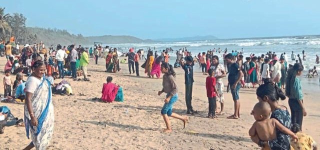 दिवाळी सुटीसाठी गणपतीपुळे किनारा सज्ज
