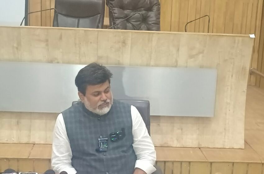रत्नागिरीतील अंमली पदार्थांच्या काळाबाजाराला आळा घाला: ना. सामंत