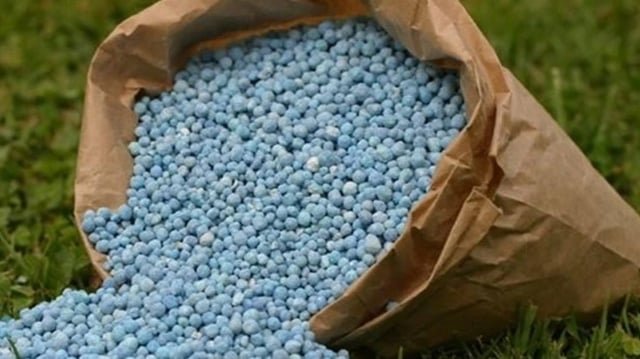 कच्च्या मालाचे दर वाढल्यामुळे रासायनिक खतांच्या दरात वाढ