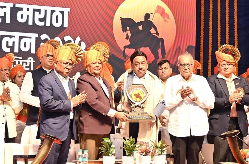 द ग्रेट मराठा पुरस्कार खासदार नारायण राणे यांना प्रदान