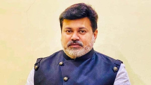 स्वामी स्वरुपानंद पतसंस्थेच्या नूतन वास्तूचा भूमिपूजन