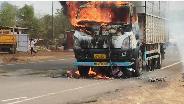  चाफे येथील अपघात प्रकरणी ट्रक चालकाविरुद्ध गुन्हा