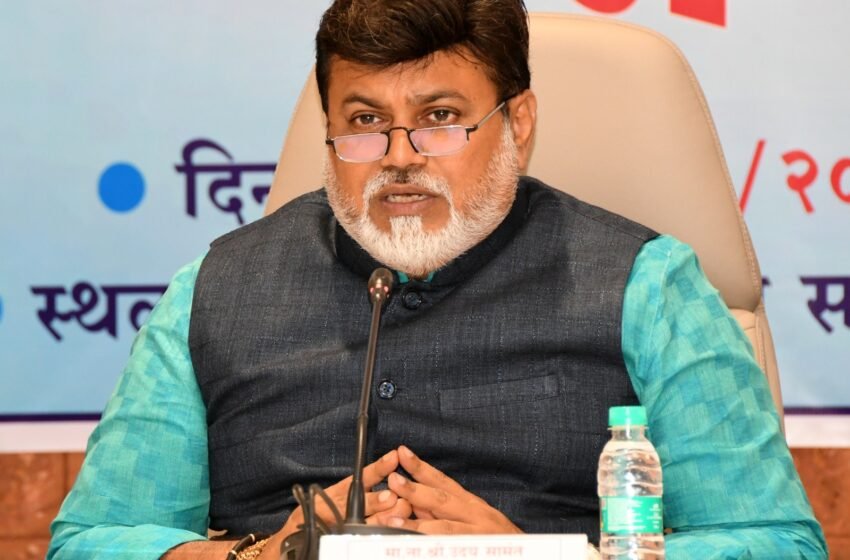  जनतेच्या कामापेक्षा कोणतेही मोठे काम असू नये :  पालकमंत्री डॉ. उदय सामंत