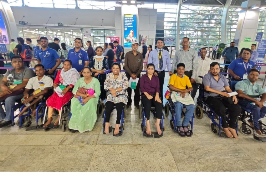  दिव्यांगांचे विमानातून प्रवासाचे स्वप्न प्रत्यक्षात साकार