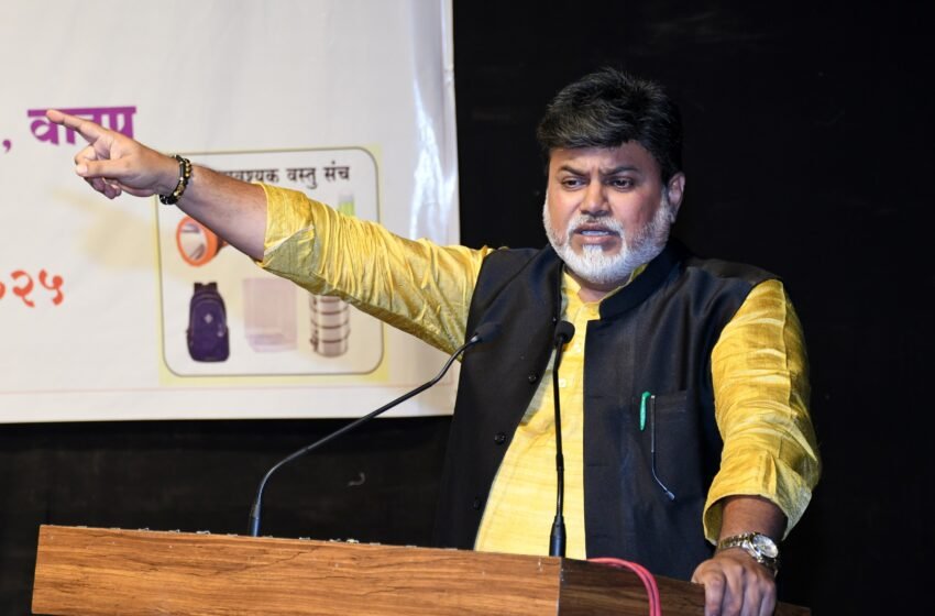 शासनाच्या योजनेसाठी कुणीही पैसे मागत असेल तर त्याच्यावर कारवाई : पालकमंत्री डॉ. उदय सामंत