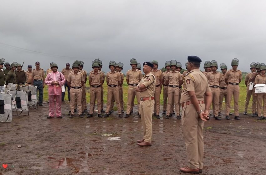  रत्नागिरी पोलिसांकडून दंगल नियंत्रण सरावाचे आयोजन