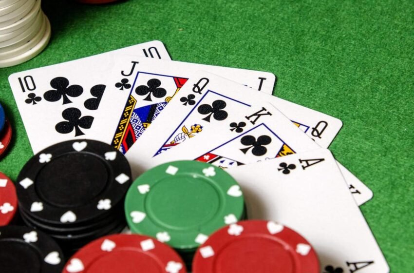  क्रांतीनगर येथे मटका जुगारावर पोलिसांचा छापा