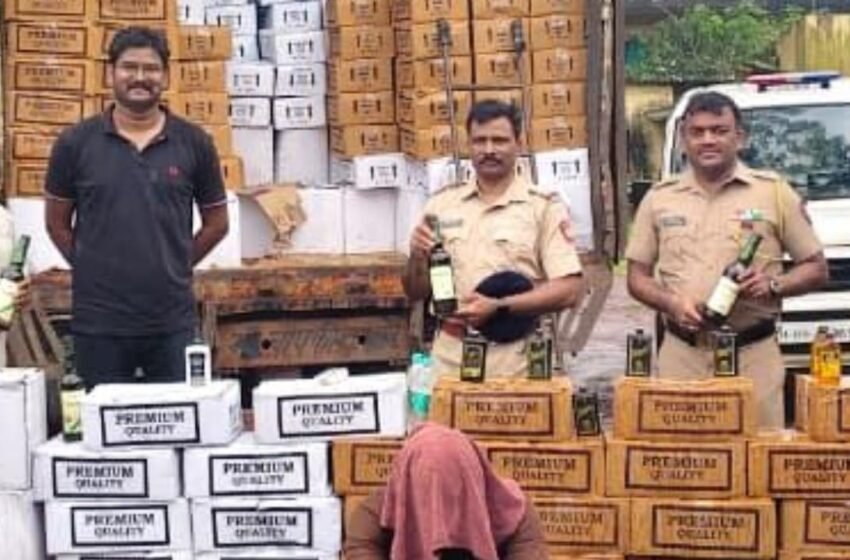  राजापुरातील पन्हाळे तर्फे सौंदळ येथे गोवा बनावटीच्या दारू वाहतुकीवर पोलिसांची मोठी कारवाई