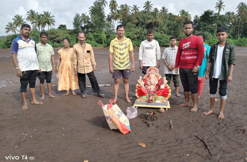  गावखडीत दहा दिवसांच्या बाप्पांना आज भक्तिमय वातावरणात निरोप