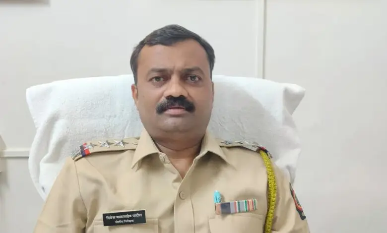  अनंत चतुर्दशीच्या मिरवणुकीला पारंपरिक वाद्याला महत्त्व द्या : शहर पोलीस निरीक्षक विवेक पाटील