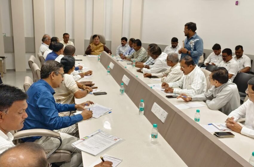  कोकणातील सहकार चळवळीस नवा वेग : रत्नागिरीत जिल्हा सहकारी बोर्ड सक्षमीकरणावर महत्वपूर्ण बैठक