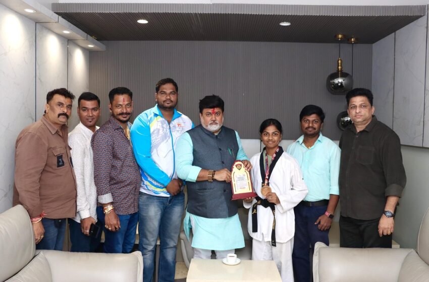  मृदुला पाटीलची महाराष्ट्र तायक्वांदो संघात निवड