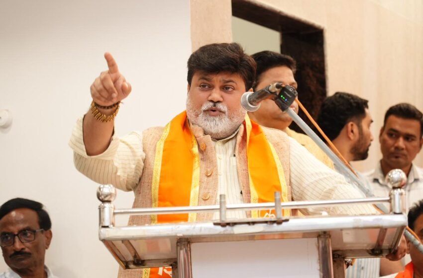  आगामी निवडणुकीच्या रणांगणात तीन तारखेला फटाके वाजतील ते महायुतीच्या विजयाचेच:- ना. उदय सामंत