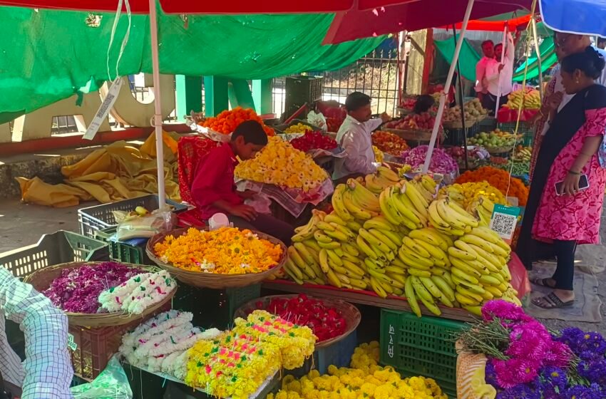  मार्गशीर्ष गुरुवारमुळे रत्नागिरीच्या फुलबाजारात मोठी उलाढाल