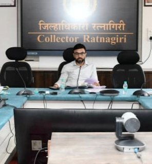  जिल्हा परिषद व पंचायत समिती सार्वत्रिक निवडणूक मतदानासाठी सार्वजनिक सुट्टी