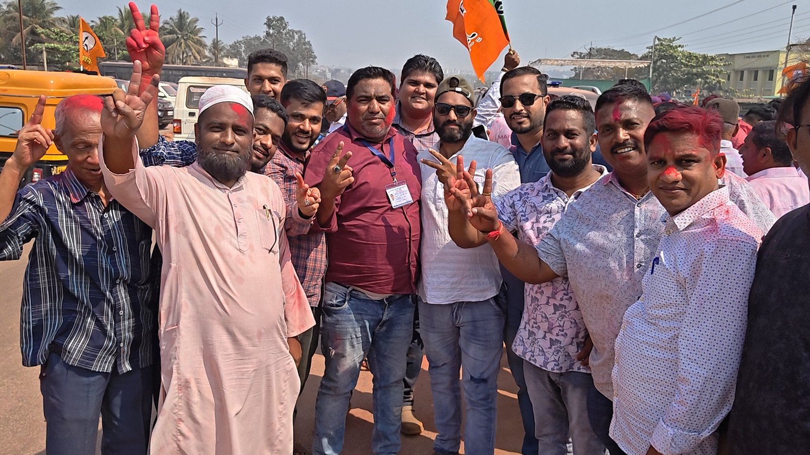 रत्नागिरीत शिंदे शिवसेनेचा दणदणीत विजय, सर्व उमेदवार विजयी, जल्लोष